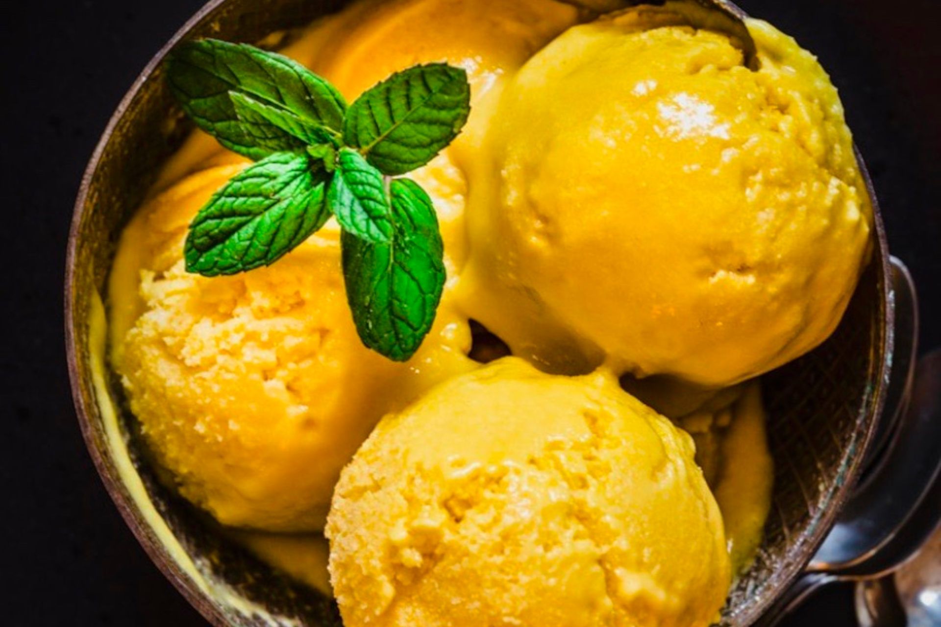 Strawberry or Mango Ice Cream - Brunch Recipe Summer Camp 2022